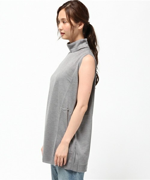 actuel（アクチュエル）の「moistタートルノースリーブニット（ニット/セーター・レディース・ブラック/グレー/バーガンディー・FREE）」の5枚目の写真