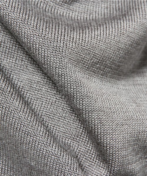actuel（アクチュエル）の「moistタートルノースリーブニット（ニット/セーター・レディース・ブラック/グレー/バーガンディー・FREE）」の9枚目の写真