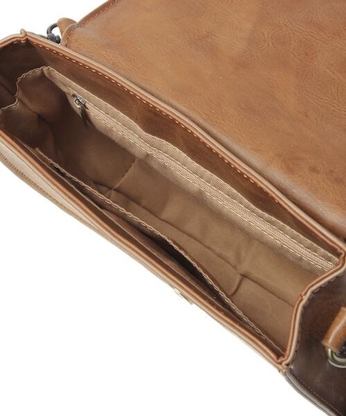 studio CLIP（スタディオクリップ）の「サドル編み込みショルダーバッグ（バッグ・ブラック/キャメル・F）」の16枚目の写真