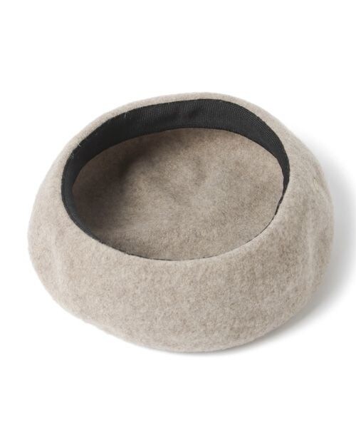 studio CLIP（スタディオクリップ）の「厚地プレート付きベレー帽（帽子・ライトグレー/ブラック/レッド/ベージュ/ネイビー・F）」の14枚目の写真