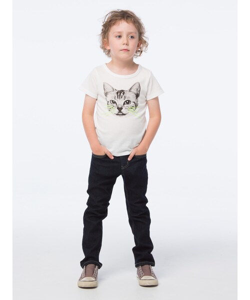 koe(コエ)の「ストレートシルエットデニムパンツ(パンツ・キッズ・インディゴ・95/100/110/120/130)」の1枚目の写真