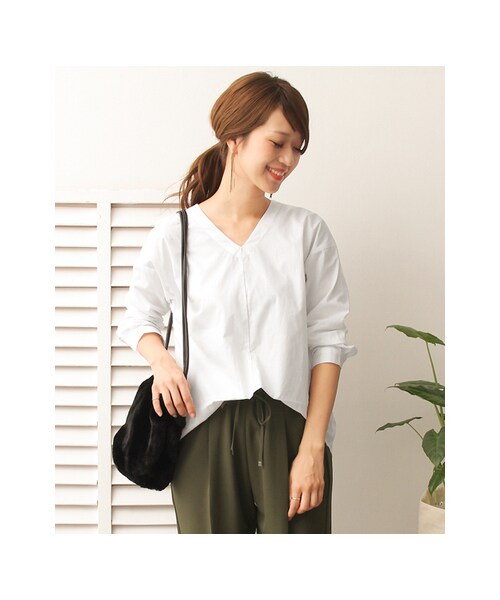 URBAN RESEARCH DOORS（アーバンリサーチドアーズ）の「【予約】バックツイストブラウス（トップス・レディース・NAVY/Y/KHAKI/WHITE・one）」の5枚目の写真