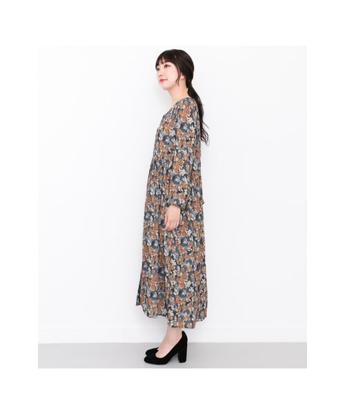 KBF（ケイビーエフ）の「KBF+ レトロフラワーマキシワンピース（ワンピース/ドレス・レディース・BLACK/NAVY/CAMEL・one）」の14枚目の写真