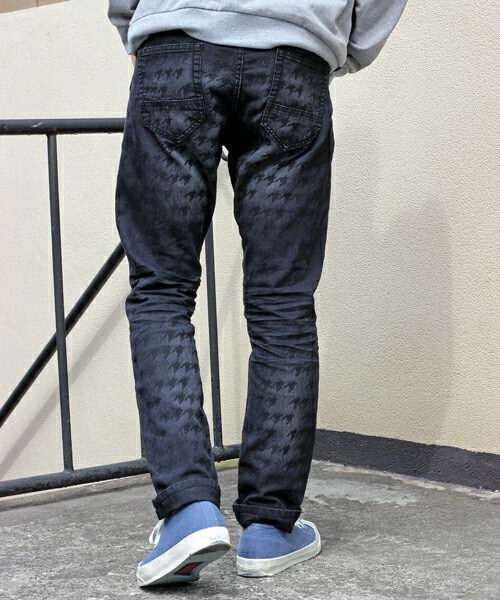 RATTLE TRAP（ラトルトラップ）の「<PARFAIT>スリムフィットストレートデニムパンツ（デニムパンツ・メンズ・ブラック/ブルー・S/M/L/LL）」の6枚目の写真