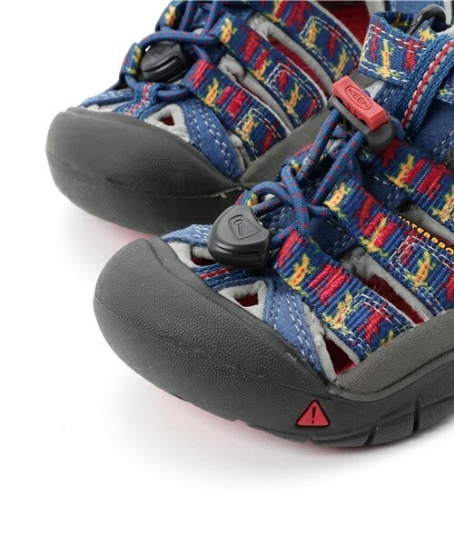 KEEN（キーン）の「キッズ キーン ニューポート アウトドアサンダル KEEN NEWPORT H2 C（サンダル・キッズ・ブラック/ブルー/ライトブルー/ライトピンク・15cm/16cm/17cm）」の8枚目の写真