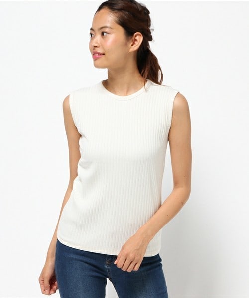 actuel(アクチュエル)の「テレコノースリーブトップス(Tシャツ/カットソー・レディース・オフホワイト/ブラック/カーキ/レンガ・FREE)」の1枚目の写真