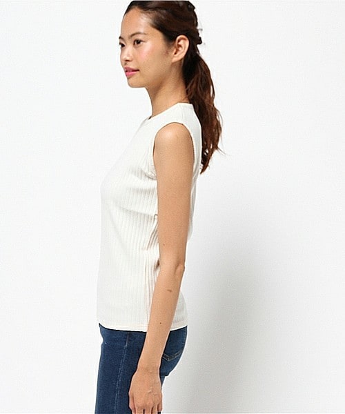 actuel(アクチュエル)の「テレコノースリーブトップス(Tシャツ/カットソー・レディース・オフホワイト/ブラック/カーキ/レンガ・FREE)」の6枚目の写真