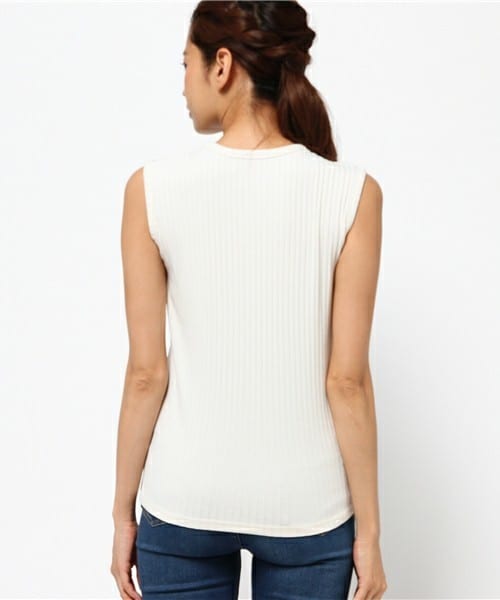 actuel(アクチュエル)の「テレコノースリーブトップス(Tシャツ/カットソー・レディース・オフホワイト/ブラック/カーキ/レンガ・FREE)」の7枚目の写真