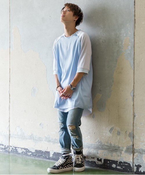 CASPER JOHN AIVER(キャスパージョンアイバー)の「CASPER JOHN AIVER ラインリブスーベニアビッグロングT(Tシャツ/カットソー・メンズ・ブラック/サックスブルー・FREE)」の9枚目の写真
