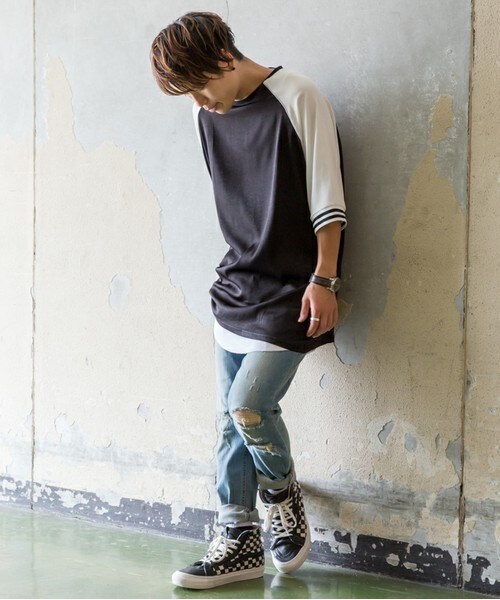 CASPER JOHN AIVER(キャスパージョンアイバー)の「CASPER JOHN AIVER ラインリブスーベニアビッグロングT(Tシャツ/カットソー・メンズ・ブラック/サックスブルー・FREE)」の7枚目の写真