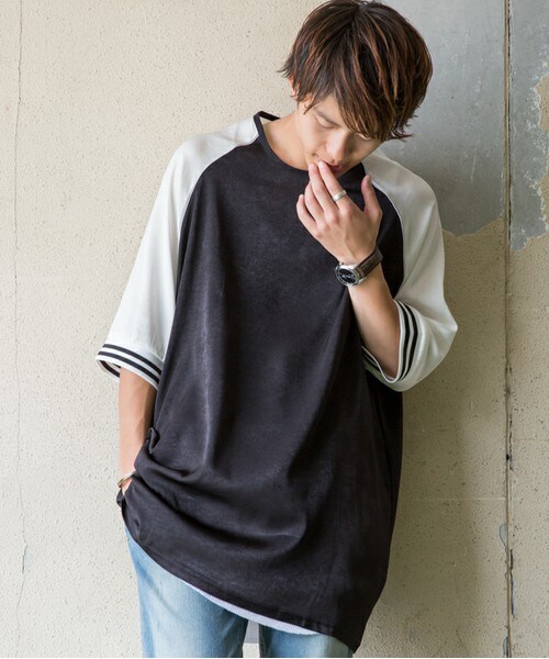 CASPER JOHN AIVER(キャスパージョンアイバー)の「CASPER JOHN AIVER ラインリブスーベニアビッグロングT(Tシャツ/カットソー・メンズ・ブラック/サックスブルー・FREE)」の1枚目の写真