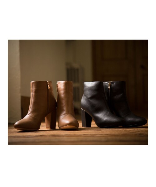 MERCURYDUO（マーキュリーデュオ）の「Simpleスクエアヒールショートブーツ（シューズ・レディース・ブラック/ベージュ・36/38）」の3枚目の写真