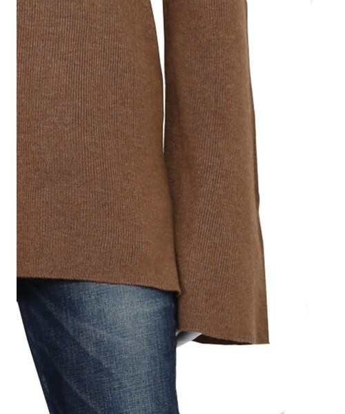 Ungrid（アングリッド）の「スリーブフレアタートルニット（トップス・レディース・オフホワイト/グレー/ブラック/キャメル・F）」の11枚目の写真