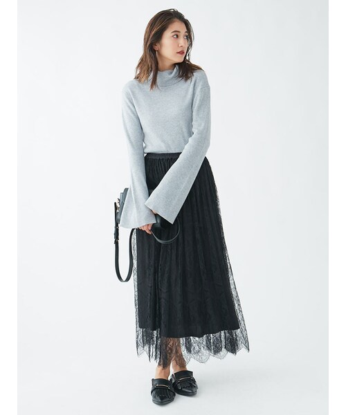 Ungrid（アングリッド）の「スリーブフレアタートルニット（トップス・レディース・オフホワイト/グレー/ブラック/キャメル・F）」の6枚目の写真