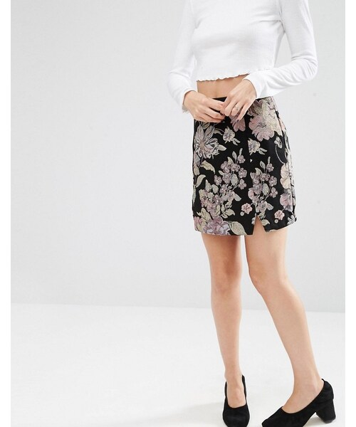 asos（エイソス）の「ASOS Formal Jacquard Mini Skirt Co-ord（スカート・レディース・Floral・US 10/US 8/US 0/US 12/US 14/US 4/US 2/US 6）」の4枚目の写真