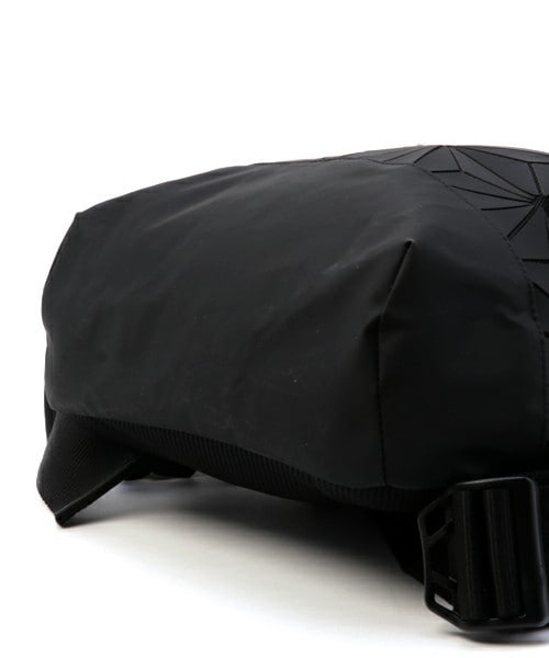 adidas(アディダス)の「3 STRIPES BACKPACK AZ0276(バックパック/リュック・メンズ・ブラック・ONE SIZE)」の3枚目の写真