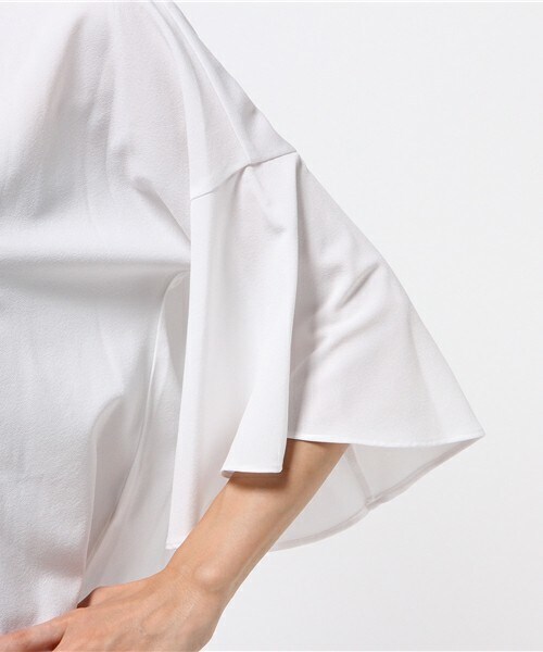 archives（アルシーヴ）の「ライン刺繍フレアスリーブﾌﾞﾗｳｽ（シャツ/ブラウス・レディース・オフホワイト/ネイビー/ピンク・MEDIUM）」の9枚目の写真