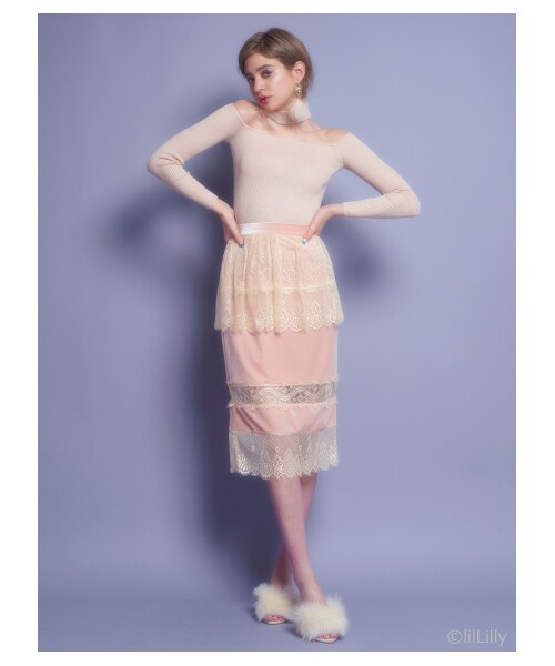 lilLilly（リルリリー）の「チョーカーネックリブニット（トップス・レディース・BEIGE/BLUE/GRAY/BLACK・FREE）」の3枚目の写真