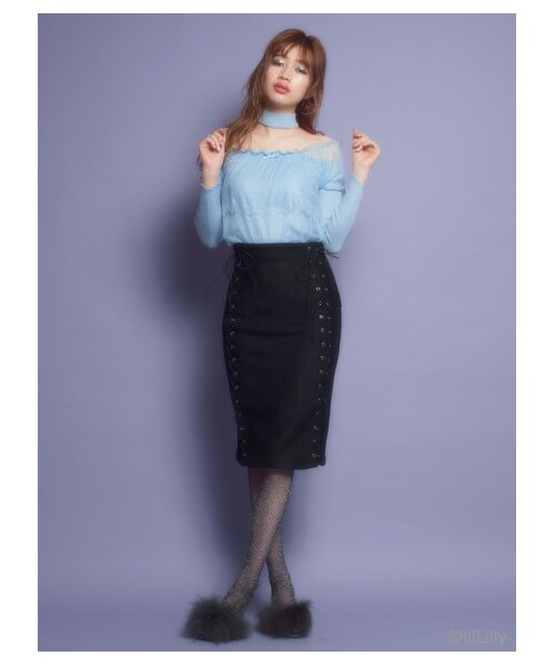 lilLilly（リルリリー）の「チョーカーネックリブニット（トップス・レディース・BEIGE/BLUE/GRAY/BLACK・FREE）」の4枚目の写真