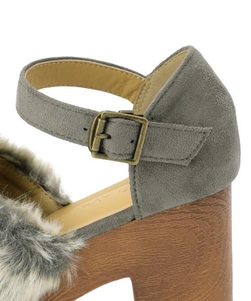 RAY CASSIN（レイカズン）の「ファー付きサボサンダル（シューズ・レディース・ブラック/グレー/クリーム・M/L）」の7枚目の写真