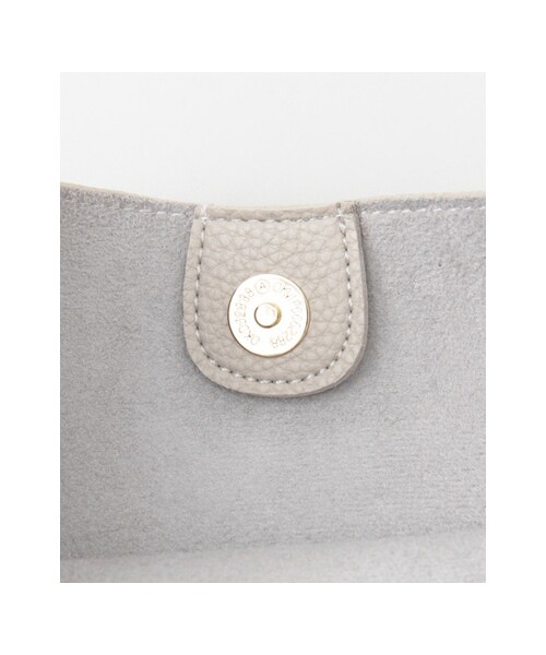 RODE SKO(ロデスコ)の「SARI IC対応シングルショルダー(バッグ・レディース・NAVY/OFF WHITE/BLACK/CAMEL・-)」の22枚目の写真