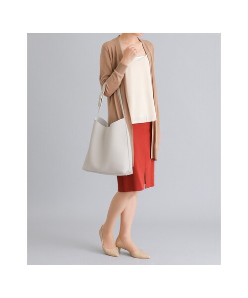 RODE SKO(ロデスコ)の「SARI IC対応シングルショルダー(バッグ・レディース・NAVY/OFF WHITE/BLACK/CAMEL・-)」の6枚目の写真