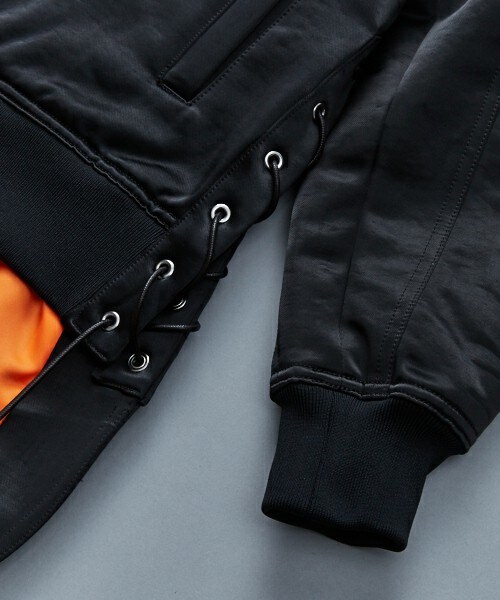 yoshiokubo(ヨシオクボ)の「yoshio kubo レースアップMA-1(ブルゾン・メンズ・ブラック・1/2)」の5枚目の写真