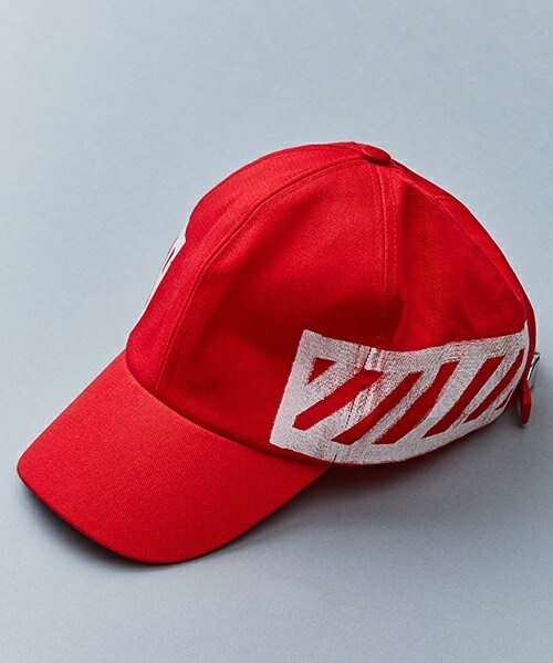 off white（オフホワイト）の「OFF WHITE 『BRUCHED DIAGONALS』キャップ（キャップ・メンズ・ブラック/レッド・FREE）」の2枚目の写真