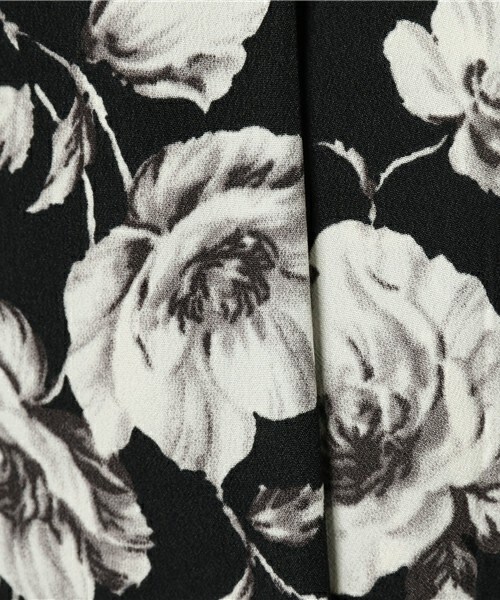 archives（アルシーヴ）の「ベルト付花ワイドパンツ（その他パンツ・レディース・オフホワイト/ブラック/ネイビー・MEDIUM）」の12枚目の写真