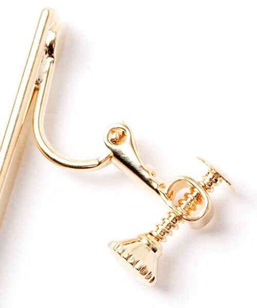 studio CLIP(スタディオクリップ)の「メタルバーイヤリング(アクセサリー・ゴールド・F)」の4枚目の写真