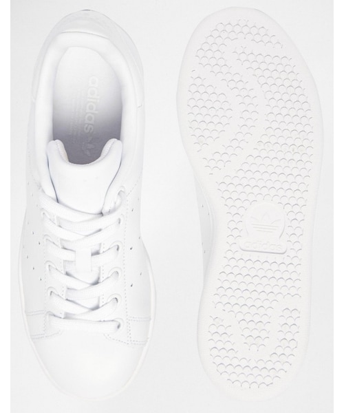 adidas（アディダス）の「Adidas adidas Originals Triple White Stan Smith Sneakers（スニーカー・レディース・White・US 10）」の2枚目の写真