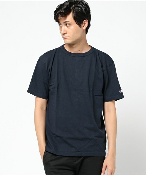 Champion(チャンピオン)の「T1011 US T SHIRT C5-P301(Tシャツ/カットソー・メンズ・ホワイト/ブラック/グレー/ブルー/ネイビー・SMALL/LARGE/X-LARGE/MEDIUM)」の4枚目の写真