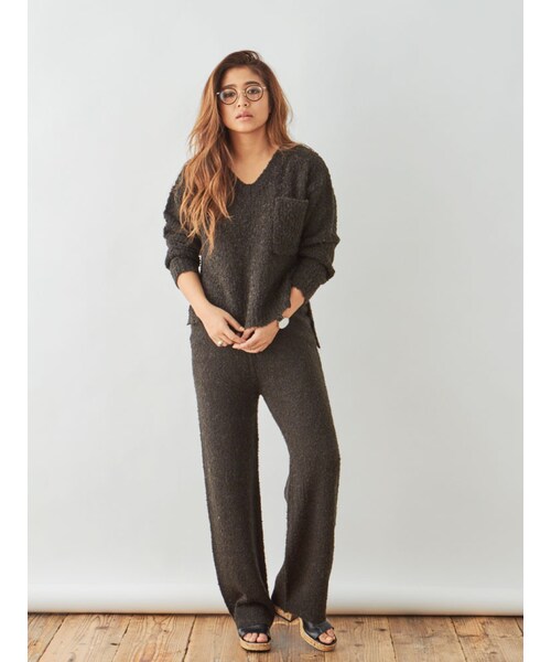 FLOVE(フローブ)の「ブークレニットパンツ(パンツ・レディース・ベージュ/カーキ/キャメル・F)」の4枚目の写真