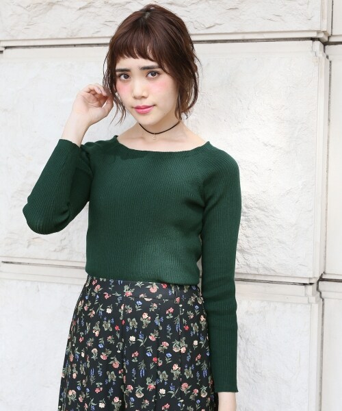 LOWRYS FARM(ローリーズファーム)の「★WEB先行予約アイテム★リブオフショルPOLS(トップス・オフ/ブラック/グレー/テラコッタ/ブラウン/グリーン/ブルー・M/L)」の5枚目の写真