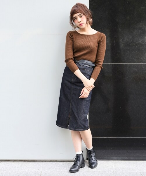 LOWRYS FARM(ローリーズファーム)の「★WEB先行予約アイテム★リブオフショルPOLS(トップス・オフ/ブラック/グレー/テラコッタ/ブラウン/グリーン/ブルー・M/L)」の11枚目の写真