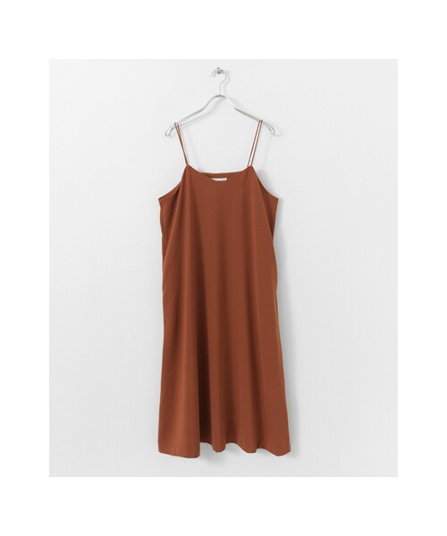 URBAN RESEARCH DOORS(アーバンリサーチドアーズ)の「キャミソールワンピース(ワンピース/ドレス・レディース・TERRACOTTA/NAVY・one)」の1枚目の写真