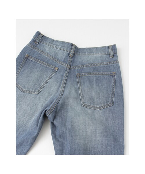 KBF（ケイビーエフ）の「illi ボーイズストレートデニム（パンツ・レディース・BLUE/ONE WASH・36/38）」の16枚目の写真