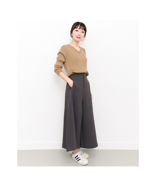 KBF（ケイビーエフ）の「KBF+ 裾フレアパンツ（パンツ・レディース・CHARCOAL/L.BROWN/BEIGE・one）」の9枚目の写真