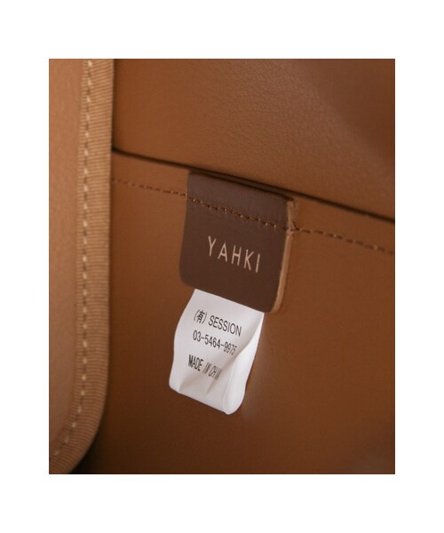 URBAN RESEARCH（アーバンリサーチ）の「YAHKI YH-37（バッグ・レディース・BLACK/BROWN/KHAKI/PLUM・-）」の9枚目の写真