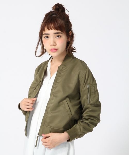 LOWRYS FARM(ローリーズファーム)の「MA-1(ジャケット/アウター・ブラック/カーキ・M/L)」の2枚目の写真