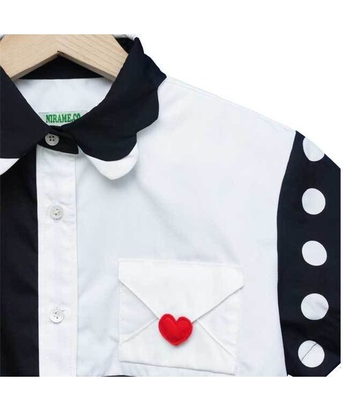 NIRAME.CO（ニラメッコ）の「ラブレターしゃつ　モノトーン（シャツ/ブラウス・レディース・その他）」の4枚目の写真