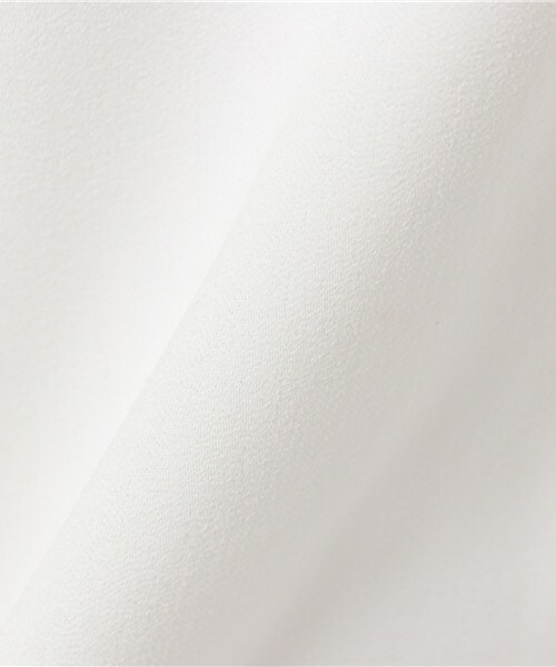 archives（アルシーヴ）の「【店舗限定商品】バックサテンボリューム袖ﾌﾞﾗｳｽ（シャツ/ブラウス・レディース・オフホワイト/ブラック/オレンジ・MEDIUM）」の9枚目の写真