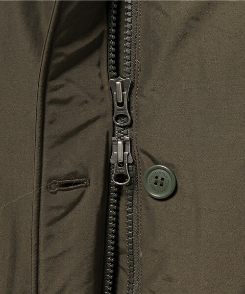 WOOLRICH（ウールリッチ）の「WOOLRICH　ARCTIC PARKA/アークテックパーカー（ダウンジャケット/コート・レディース・ブラック/カーキ/ネイビー・SMALL/X-SMALL）」の12枚目の写真