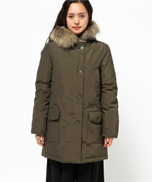 WOOLRICH（ウールリッチ）の「WOOLRICH　ARCTIC PARKA/アークテックパーカー（ダウンジャケット/コート・レディース・ブラック/カーキ/ネイビー・SMALL/X-SMALL）」の4枚目の写真
