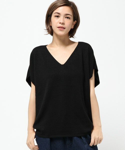 archives（アルシーヴ）の「【店舗限定商品】Vネックワイドプルオーバー（ニット/セーター・レディース・アイボリー/ブラック/グレー/ブラウン・MEDIUM）」の2枚目の写真