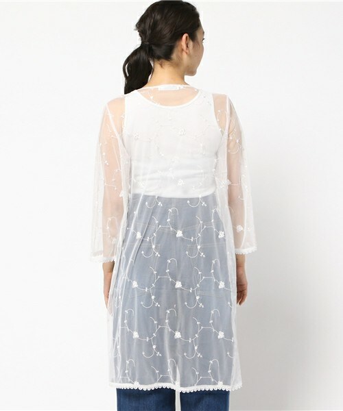 archives（アルシーヴ）の「チュール刺繍カーデ（カーディガン/ボレロ・レディース・オフホワイト/ブラック/ピンク・MEDIUM）」の6枚目の写真