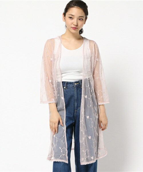 archives（アルシーヴ）の「チュール刺繍カーデ（カーディガン/ボレロ・レディース・オフホワイト/ブラック/ピンク・MEDIUM）」の3枚目の写真