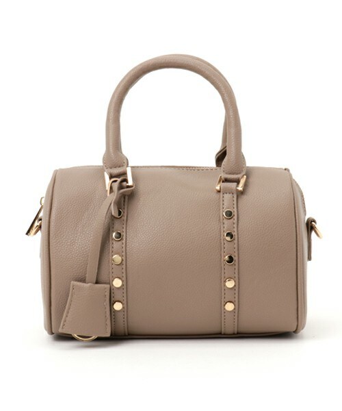 archives（アルシーヴ）の「スタッズ付きラウンドボストン（ボストンバッグ・レディース・ブラック/グレー・MEDIUM）」の2枚目の写真