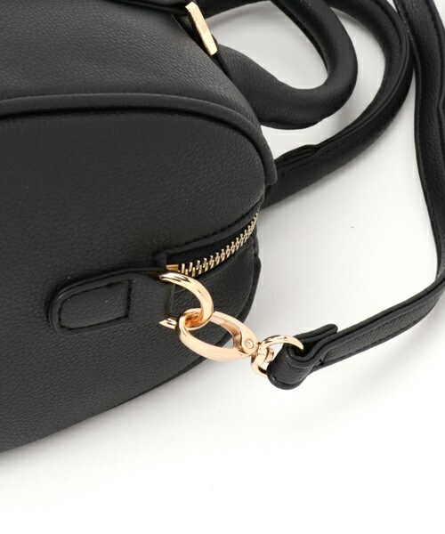 archives（アルシーヴ）の「スタッズ付きラウンドボストン（ボストンバッグ・レディース・ブラック/グレー・MEDIUM）」の8枚目の写真