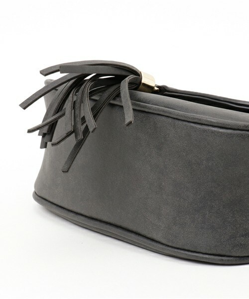 archives（アルシーヴ）の「レースカットワークミニショルダー（ショルダーバッグ・レディース・ブラック/グレー/レッド・MEDIUM）」の5枚目の写真